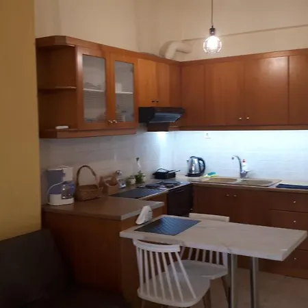 Oscar Centre * Kalamata