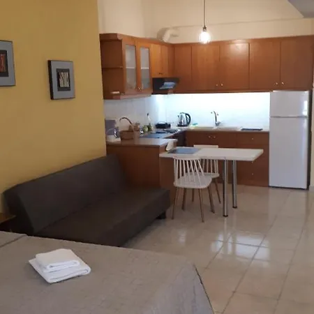 Oscar Centre * Kalamata