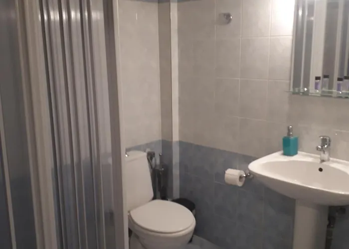 Oscar Centre Apartment